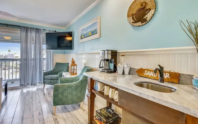 The Beachy Ladybug by Ryson Vacation Rentals