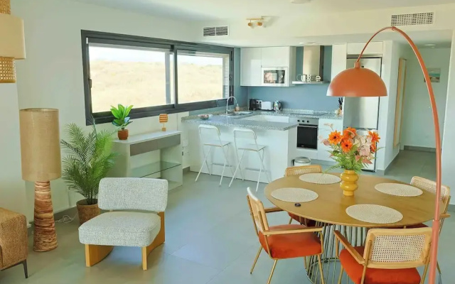 Luxury Apartment - Sea, Mountain, Golf - La Duquesa Manilva