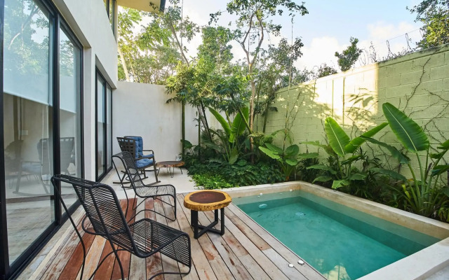 Luxury 3 Bedroom Retreat & Private Pool in Aldea Zama