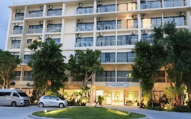 Porestva Hotel Sriracha