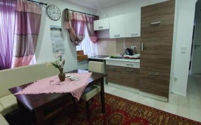 B-Hostel