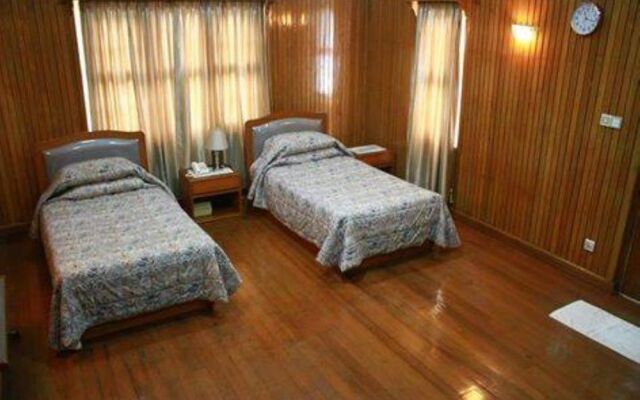 Orchid Nan Myaing Hotel