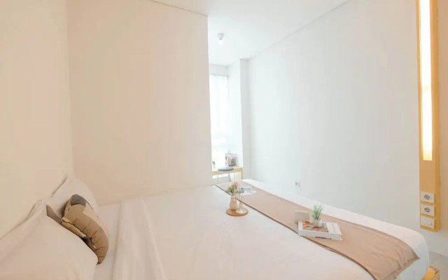 Good Location 2Br Apartment At Woodland Park Residence