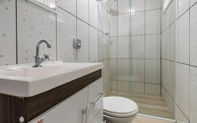 024 - Lindo Residencial com Piscina e Jacuzzi em Bombas