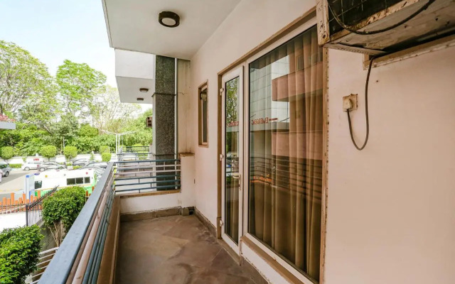 FabHotel Huda Sushant Lok