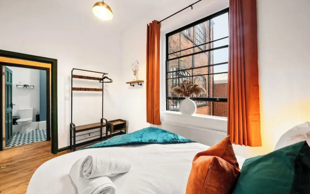 3 Bedroom Apartment-birmingham-sleeps7-citycentre