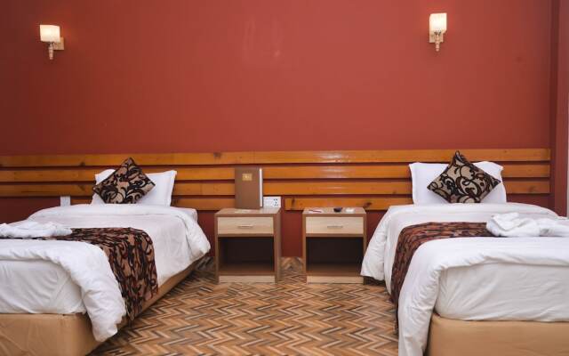 Sauraha Holiday Home