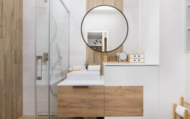 Gdańsk Nowa Letnica Apartment by Renters