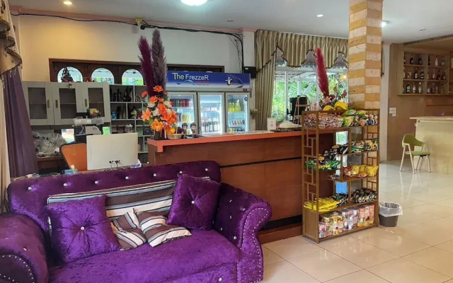 Sukhothai Grand Hotel and Landmark