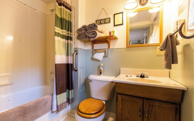 Sunset RV Park and Motel