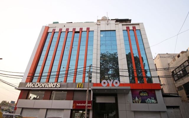 OYO Flagship 737 Paschim Vihar