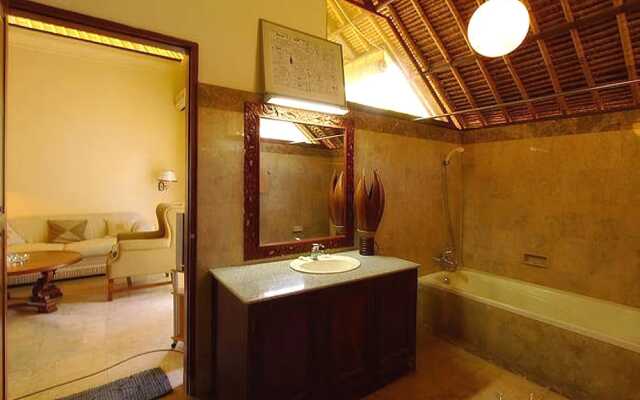 Laghawa Beach Inn Hotel