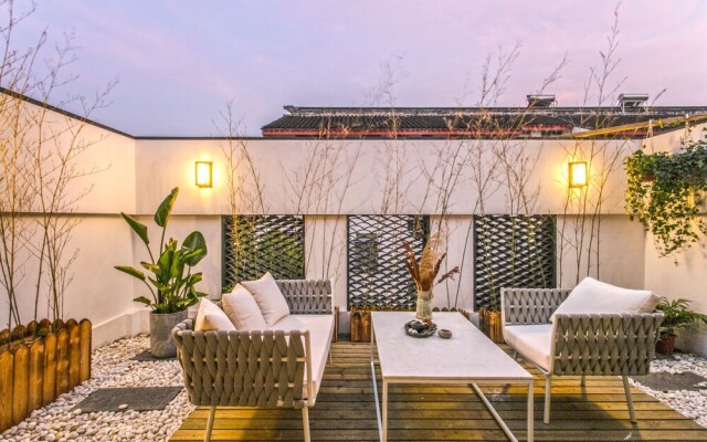 Buerju Light Luxury Hostel