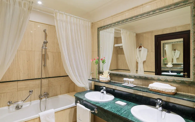 Hotel Las Madrigueras Golf Resort & Spa - Adults Only