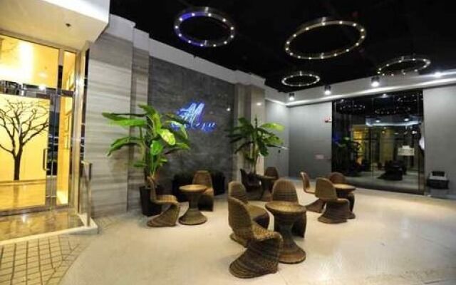 M Hotel