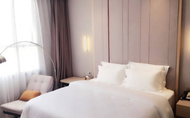 Lavande Hotel Yichang Dong Shan Street Branch