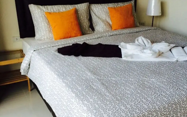 Montra Nakhon Guesthouse