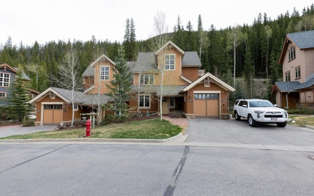 6531 Settlers Creek Townhomes 3 Bedroom Townhouse by Redawning