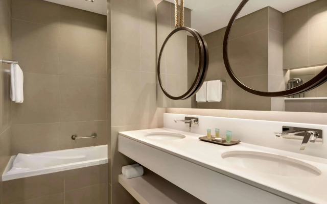Mercure Dubai Gold District