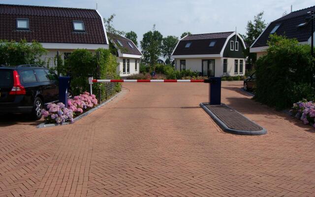 Nice Holiday Home with Dishwasher near Dunes