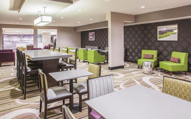 Fairfield Inn & Suites by Marriott Cedar Rapids North