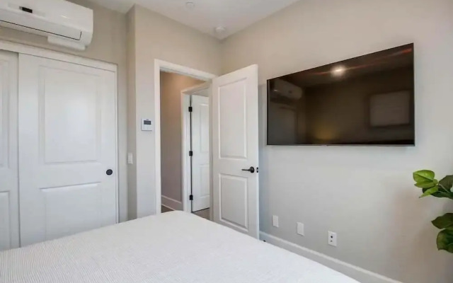 Santa Barbara Loft