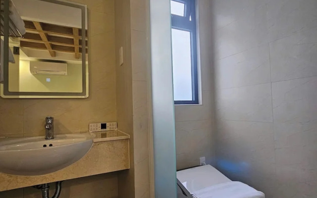 Nicecy Hotel - Truong Quyen