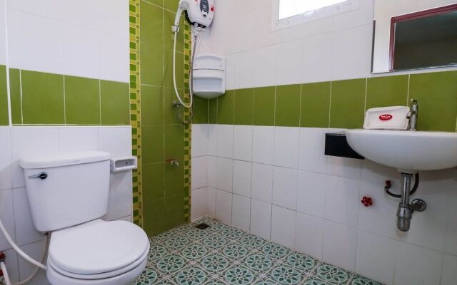 Nida Rooms Railroad 11 Hotel at T-Residence