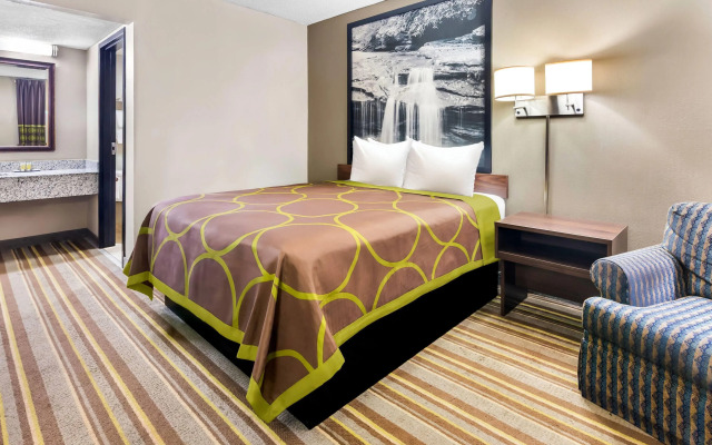 Super 8 by Wyndham Columbia