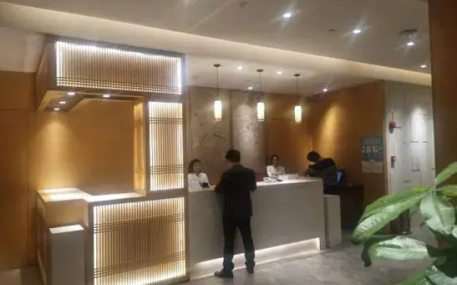 Yingfengyuan Hotel (Guangzhou Jiangnan Xi zhongyu College Branch)