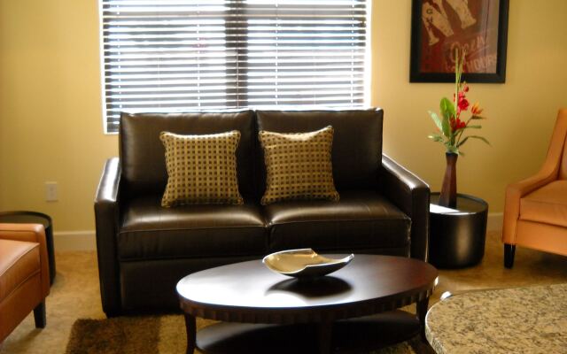 Hilton Vacation Club Crescent on South Beach Miami