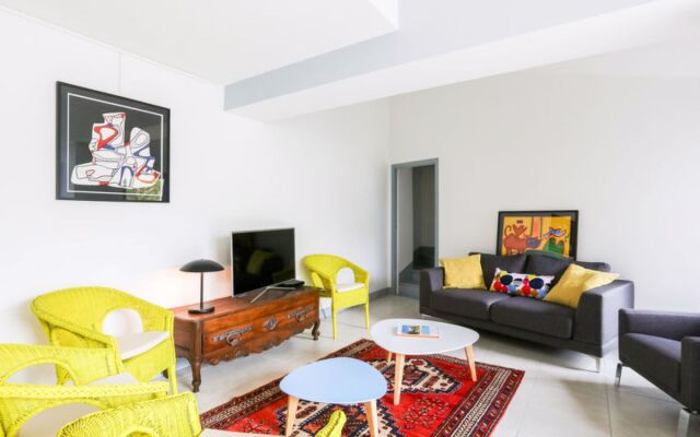 House Valombre Royan