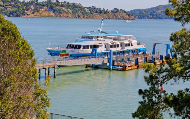 Hotel Sausalito