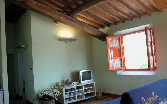 Apartment With Beautiful View in the Crete Senesi