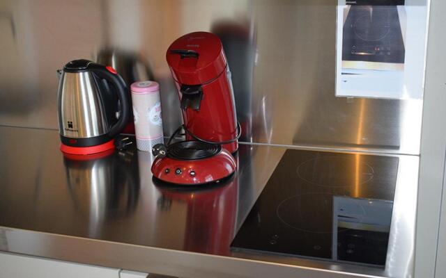 City Studios Warum Ins Hotel
