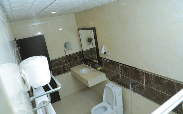 Garalay Hotel