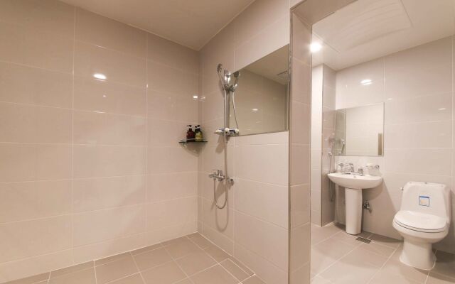 CC Business Hotel
