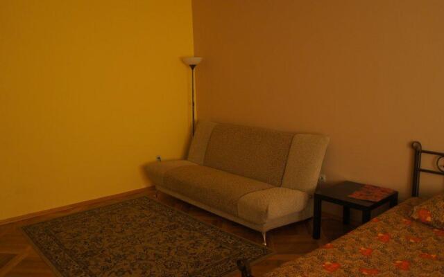 Posutochno-Krasnodar Apart-Hotel