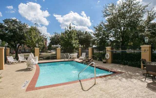 Sleep Inn & Suites Highway 290/NW Freeway