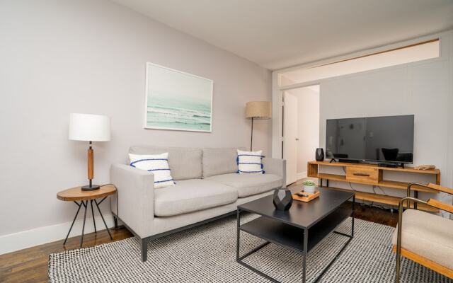 Chelsea Waterside Apartments 30 Day Stays