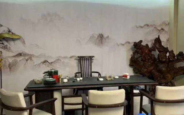 Heyuan Hotel