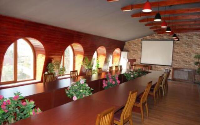 Shihov Hotel