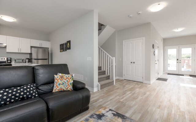 Luxury Entire house mins Niagara falls & Brock uni