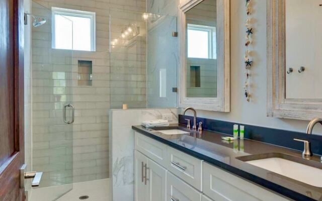 Serenity Retreat by Destin Getaways