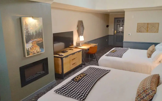 Hotel NoBo Cascade, Tapestry Collection by Hilton