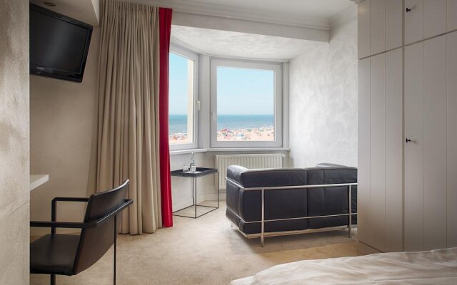 Beach Hotel - Auberge des Rois