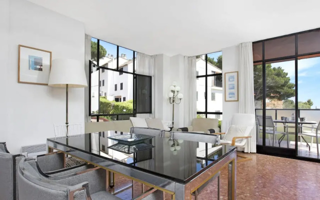 Pineda in Llafranc With 4 Bedrooms and 2 Bathrooms