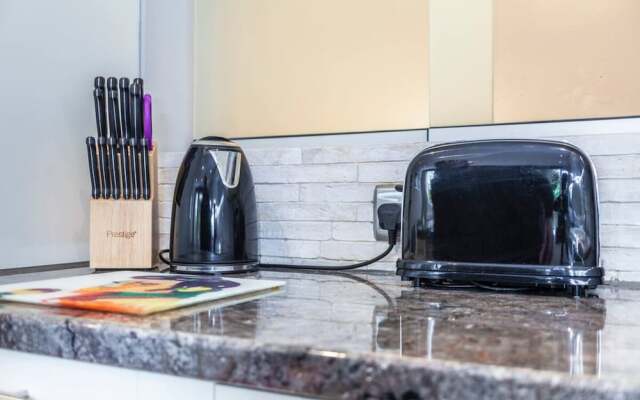 Cosy 1-bedroom Apartment - Putney High Street