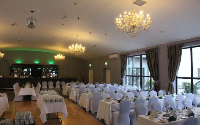 Blackwater Lodge Hotel