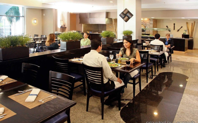 Novotel Monterrey Valle